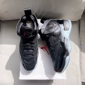 Size 7.5 - Jordan Jumpman Two Trey Black